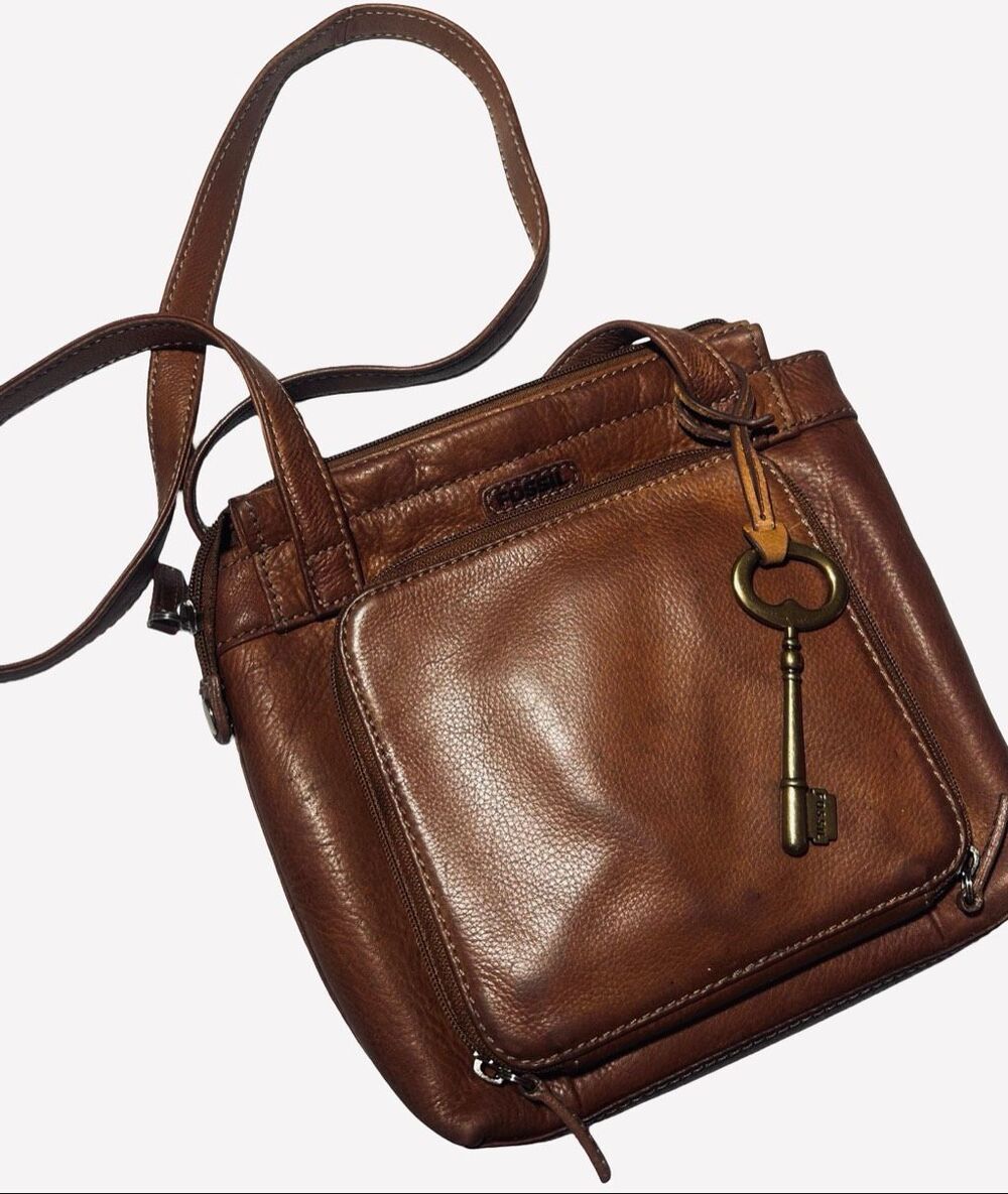 Vintage Fossil Leather Crossbody